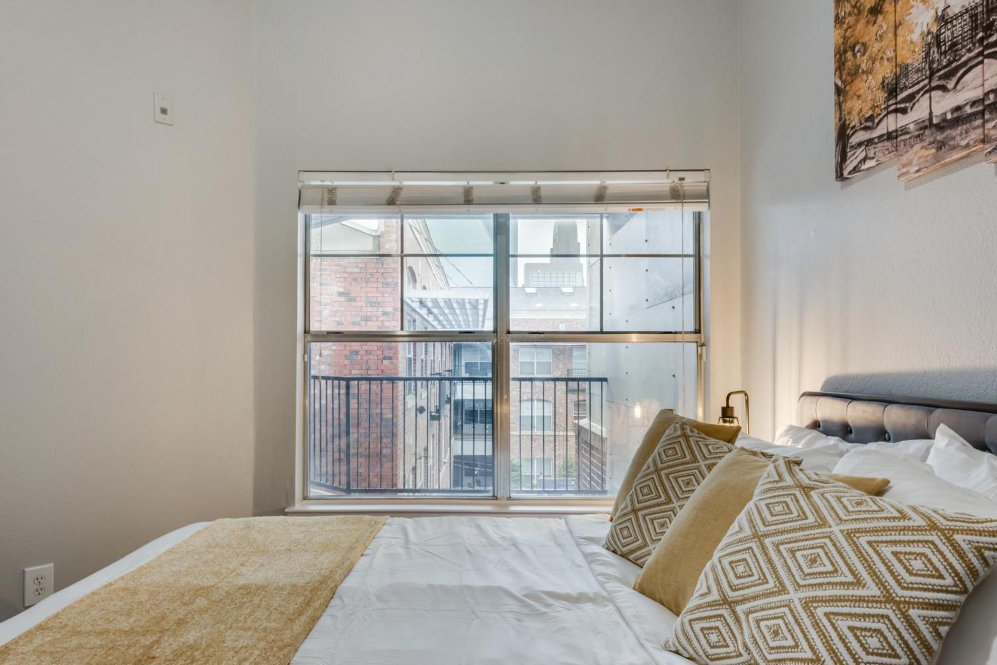 Loft Style 2Br Apt I Dallas City Center I Pool I Gym I Workspace I Pets Leilighet Eksteriør bilde